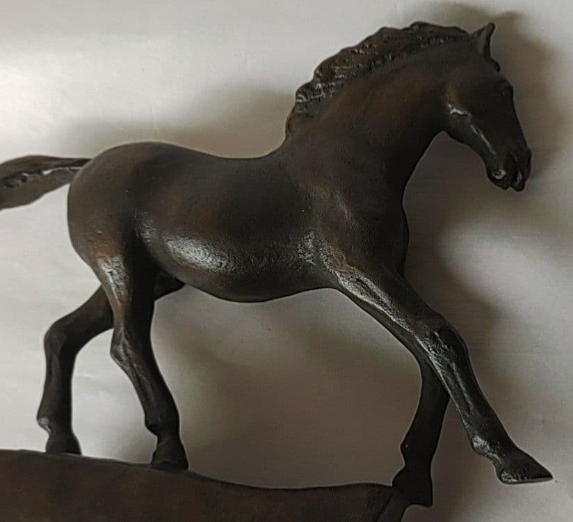 【オヤマテスコ】田中彰作　馬彫像