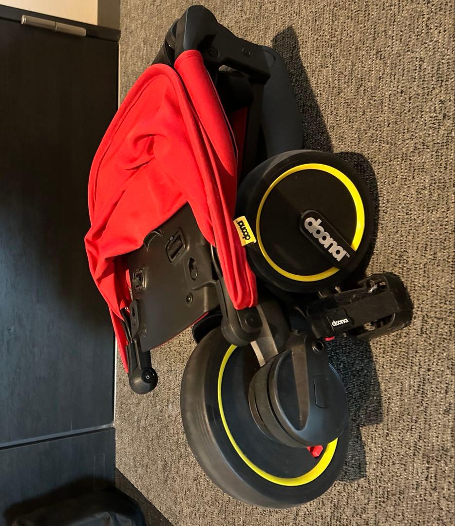 美品doona リキトライク 三輪車 ベビーカー