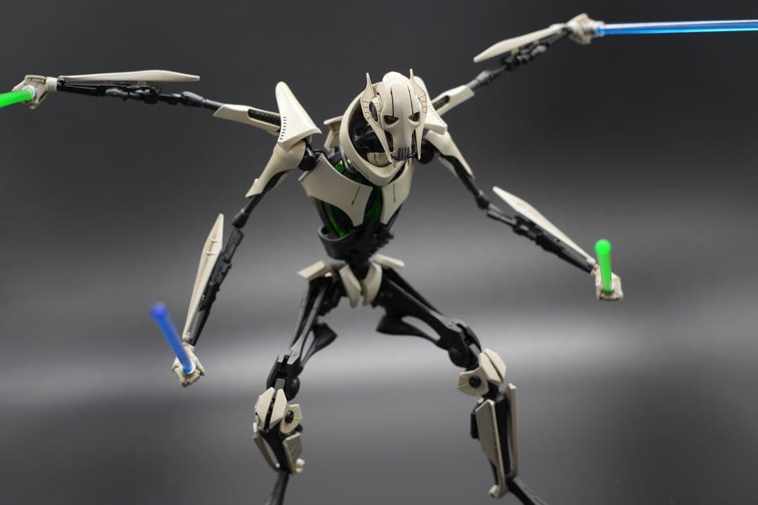 【プラモデル完成品】グリーヴァス将軍