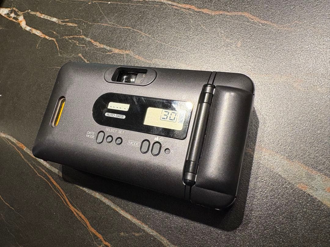 フィルムカメラ Konica BiG mini F