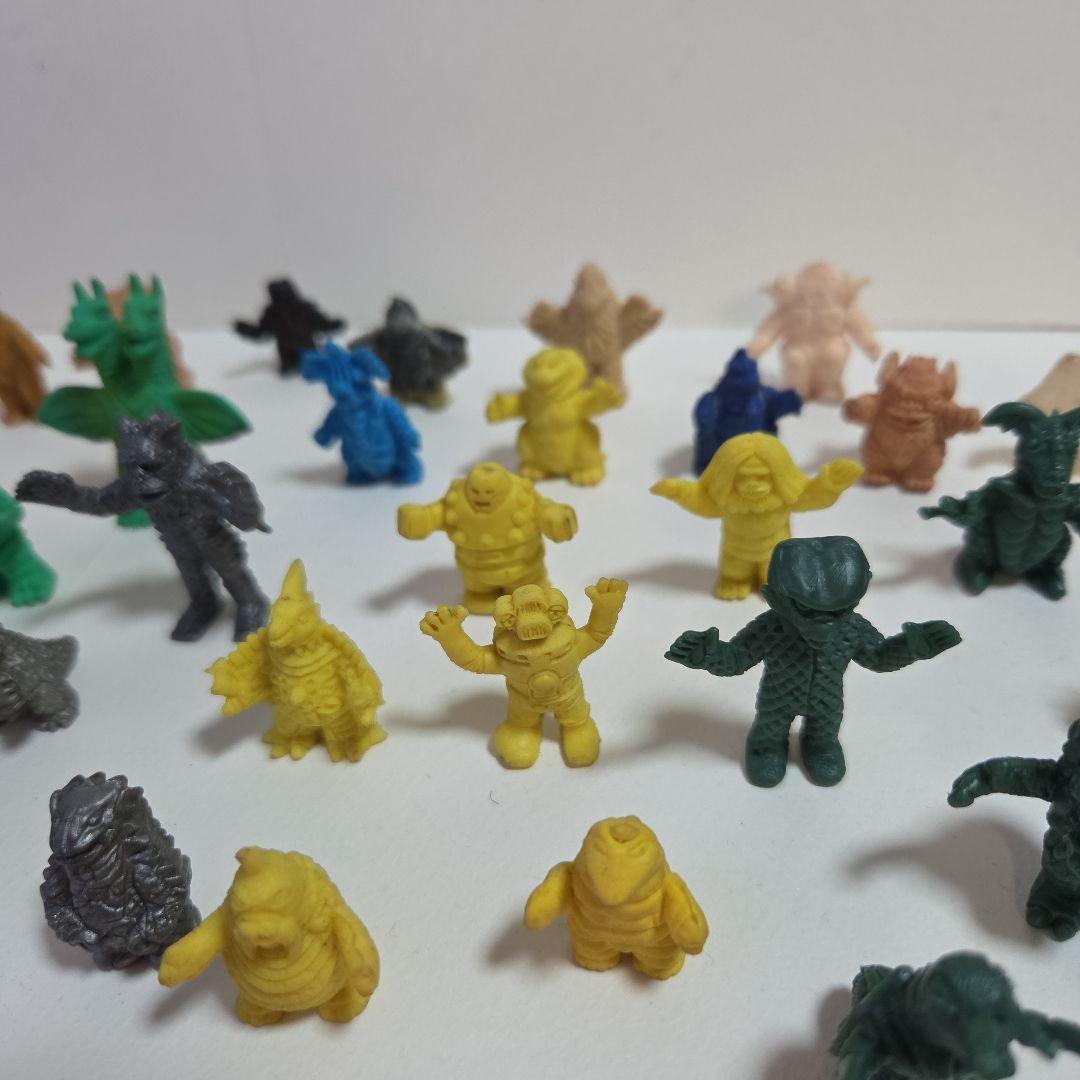 ウルトラマン消しゴム　怪獣消しゴム　74点セット