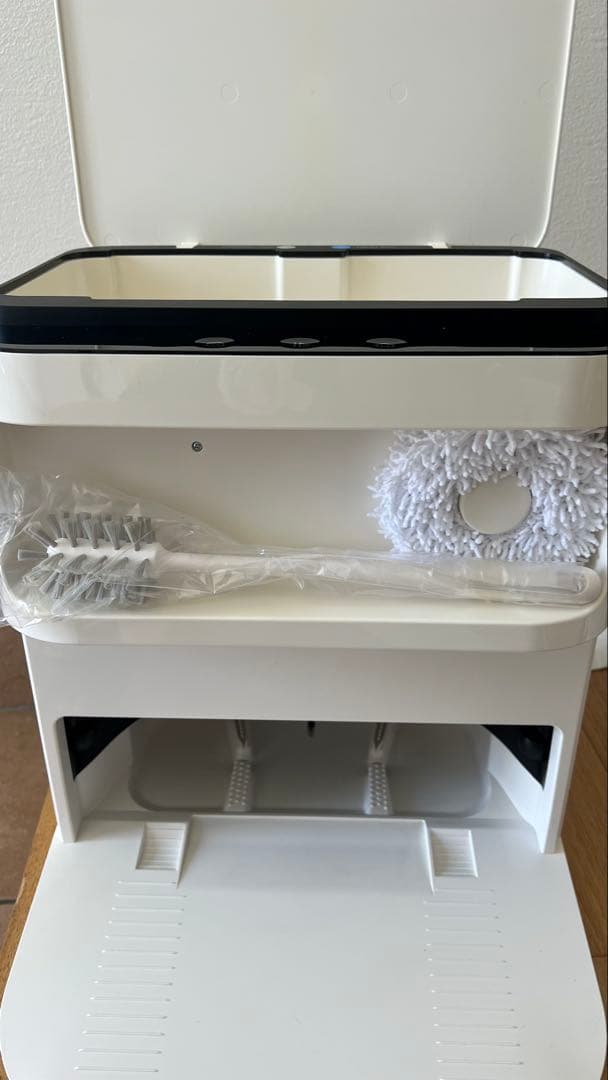 ロボット掃除機 自動充電 水拭き機能付き