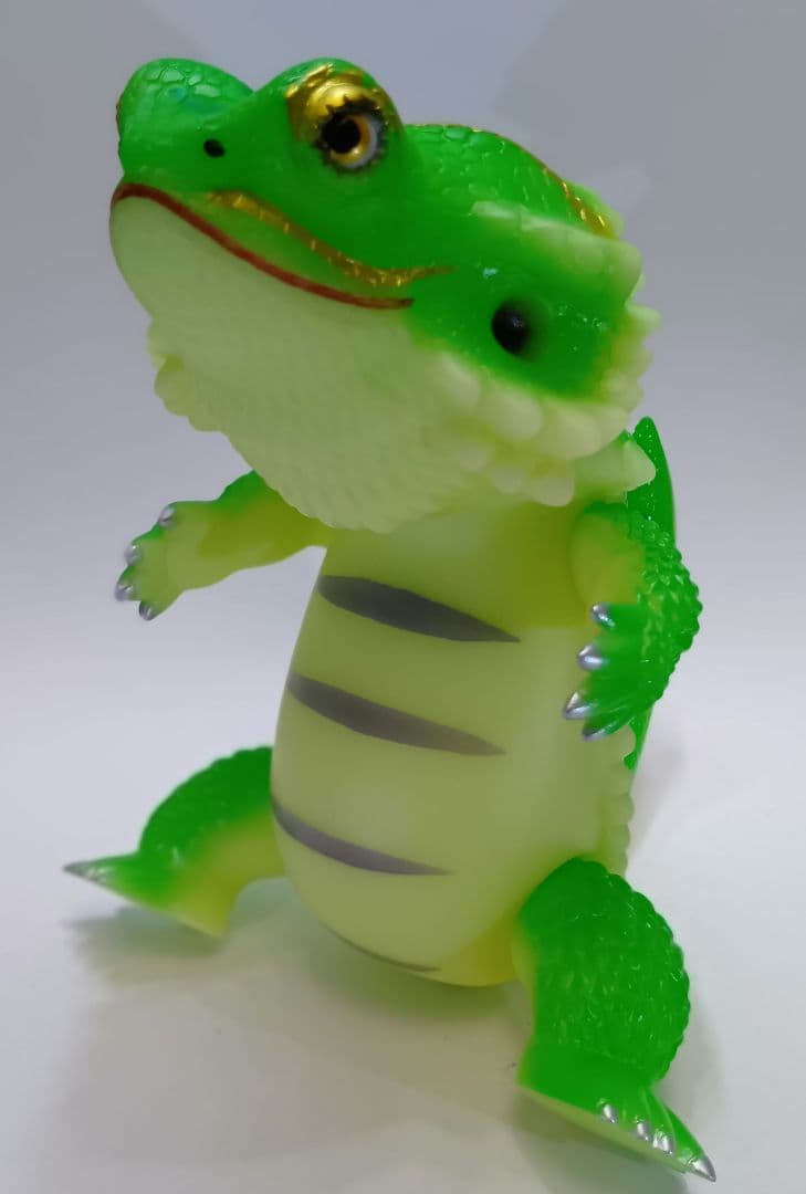 ペインターネット フトアゴン ソフビ 干支 辰(ベビー付き)【開封品】