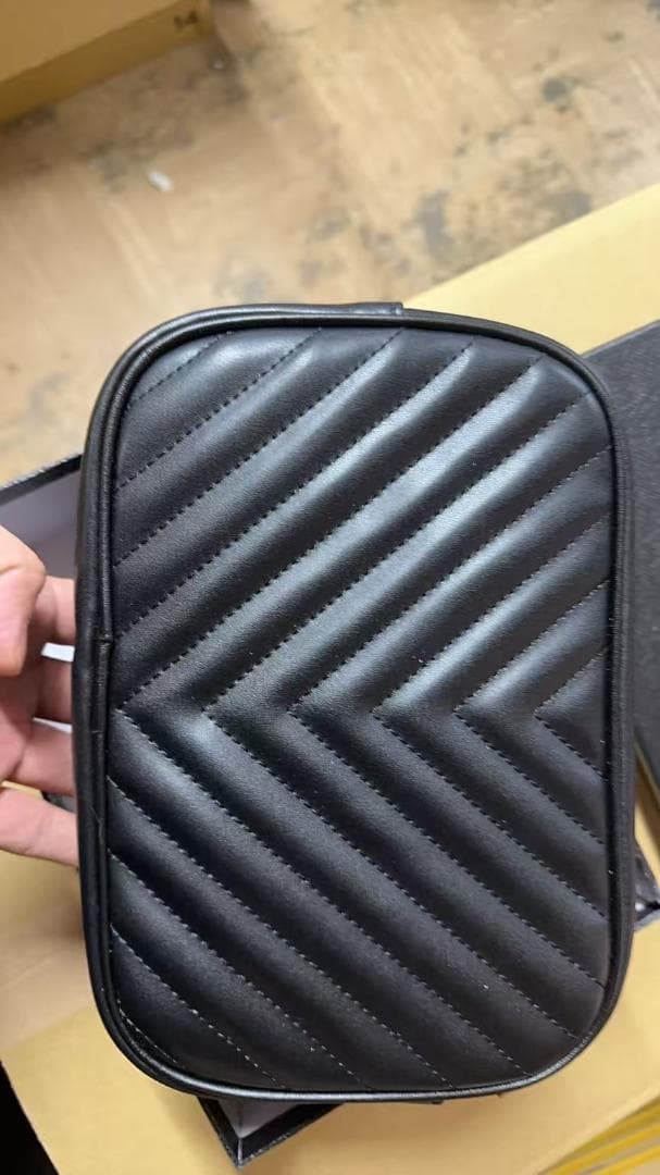 YSL カメラバッグ ブラック ゴールド金具 タッセル付き