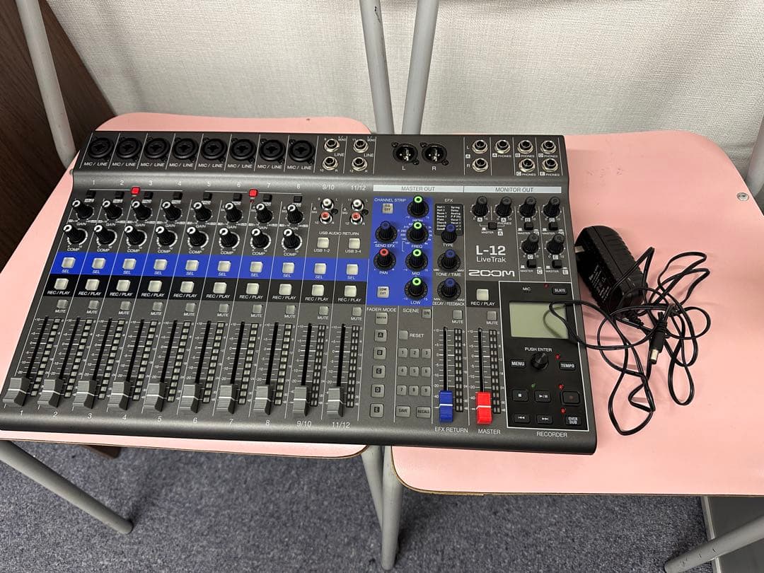 ZOOM L-12 デジタルミキサー