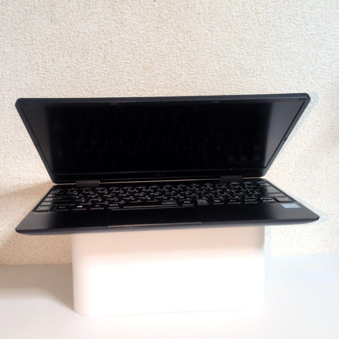 美品！Windows11✨️NEC製✨️快速SSD✨️持ち運びに便利なノートPC