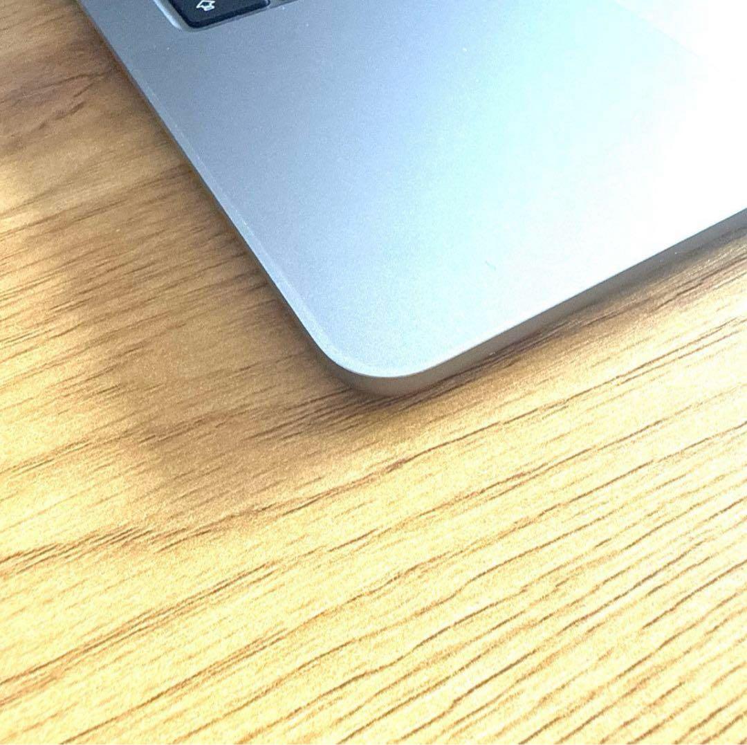 【みき】【MacBook Air 13.6インチ M2】