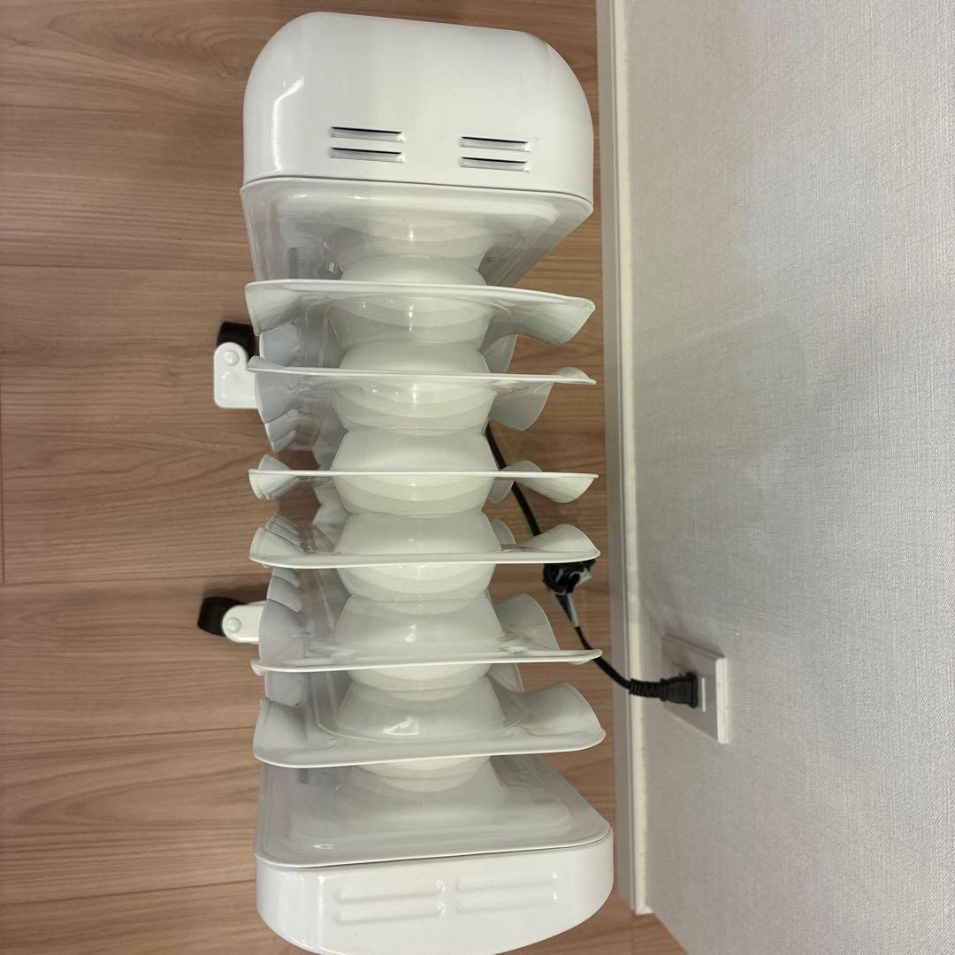 【美品】アイリスオーヤマ オイルヒーター IWH2-1208M-W 23年購入