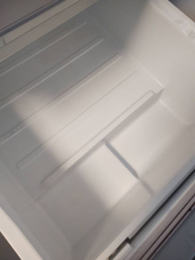 Toshiba シルバー 4ドア冷蔵庫