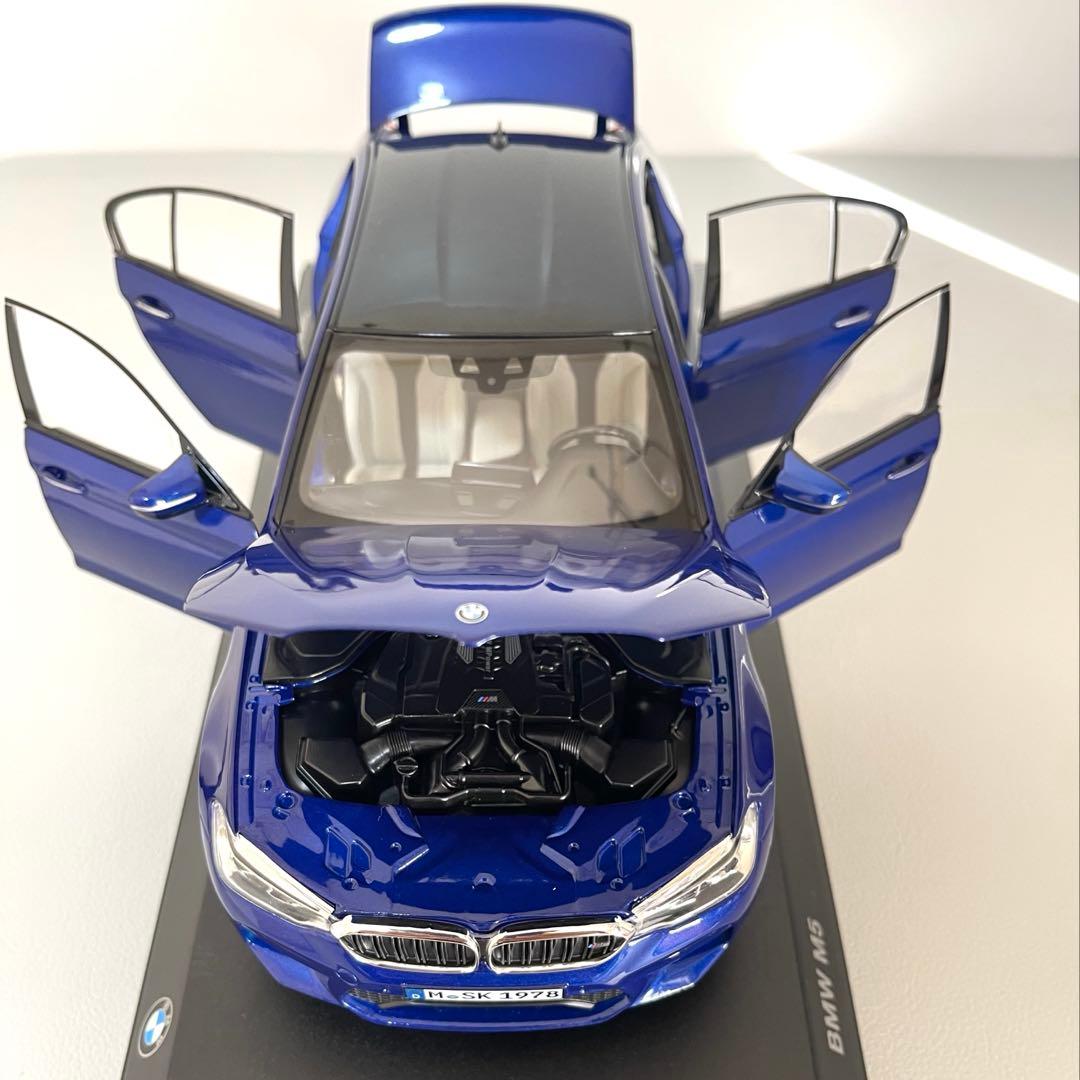 BMW M5 1/18 スケールNOREVモデル ミニカー