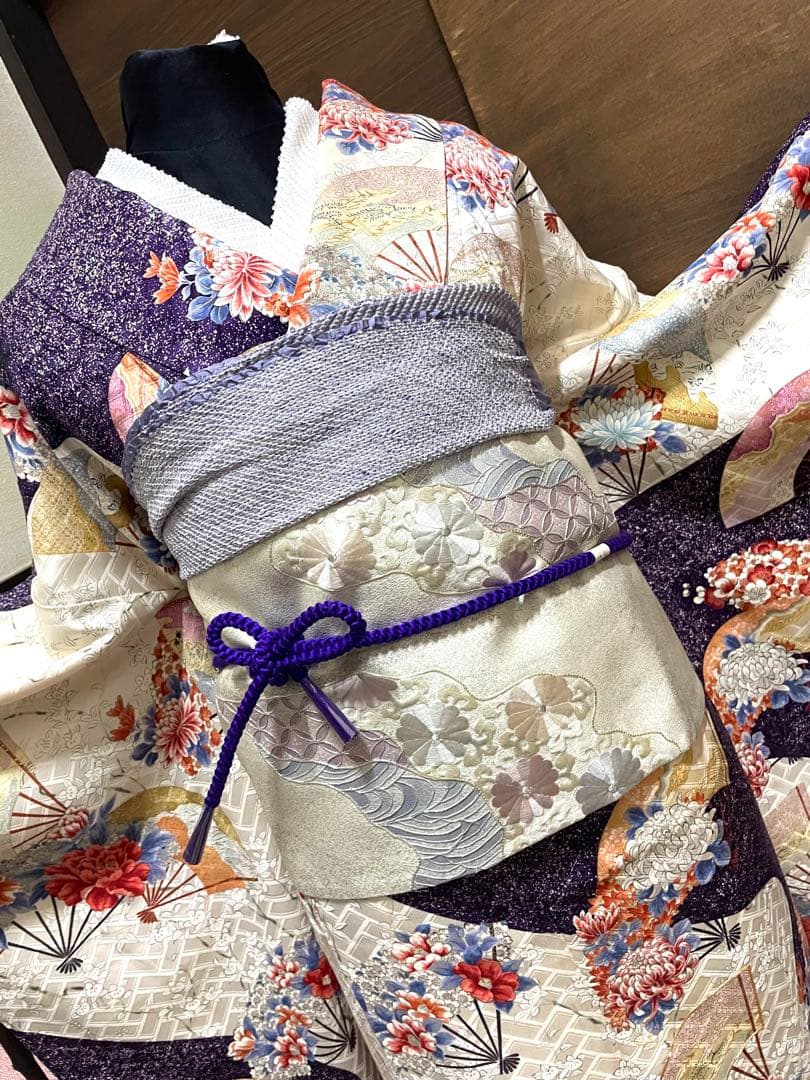 振袖 フルセット５点特価　サイズM正絹　 扇子花文　刺繍西陣袋帯