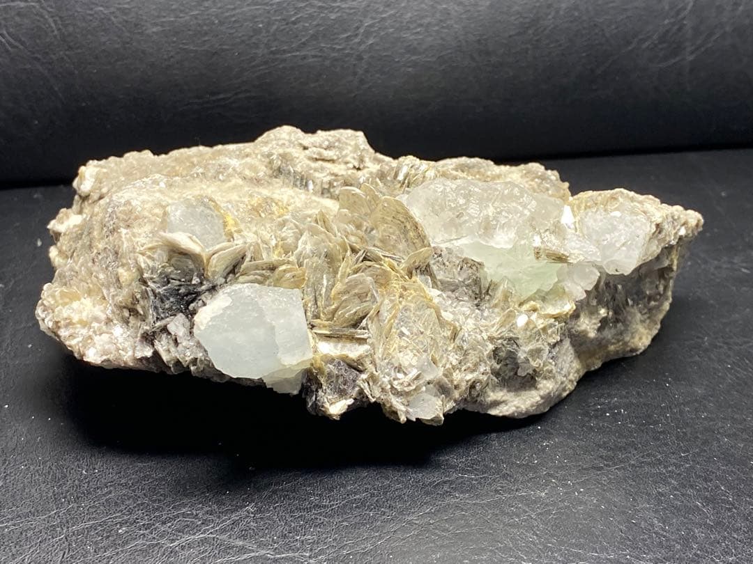 アクアマリン　フローライト　マイカ　627g