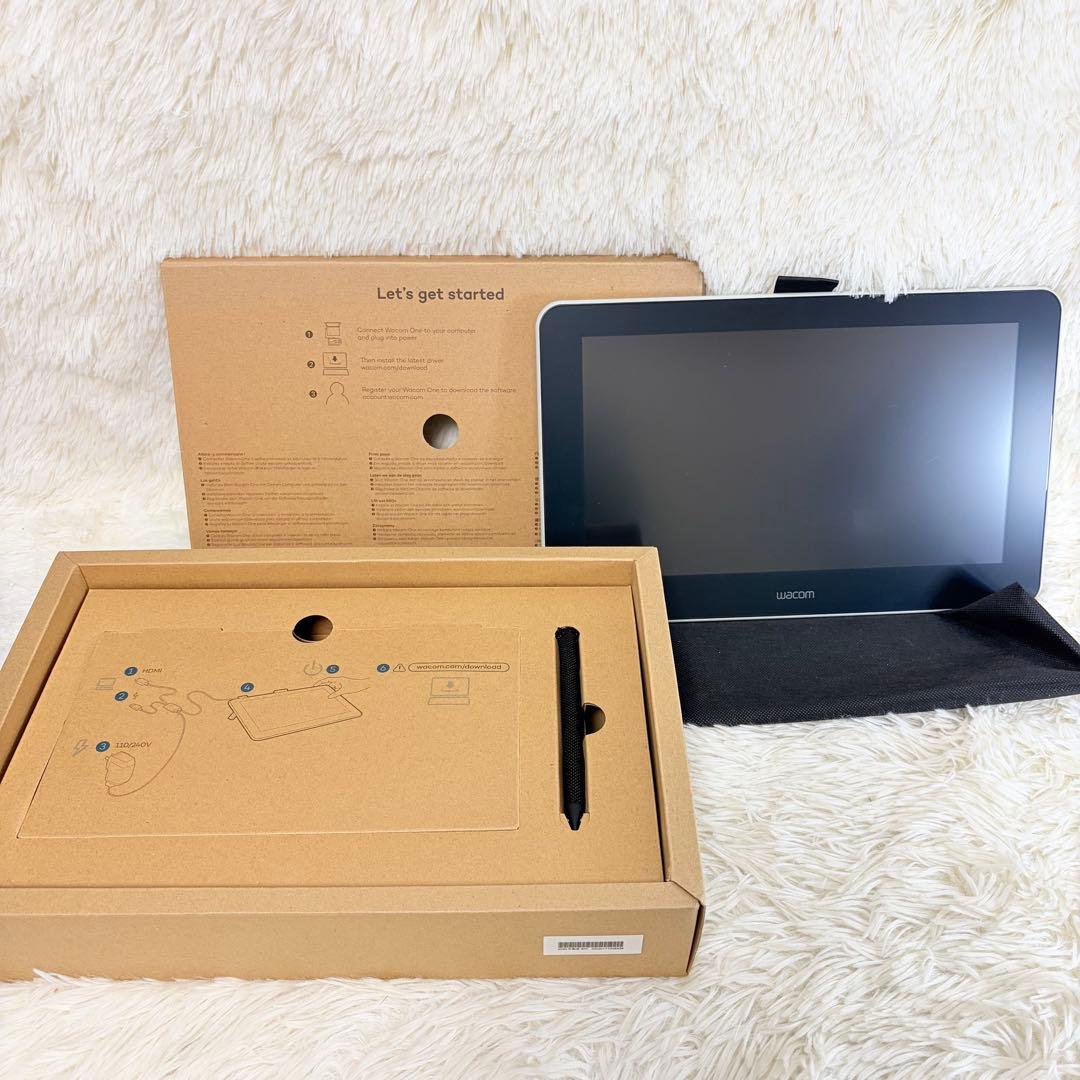Wacom One 13 DTC133 ペンタブ