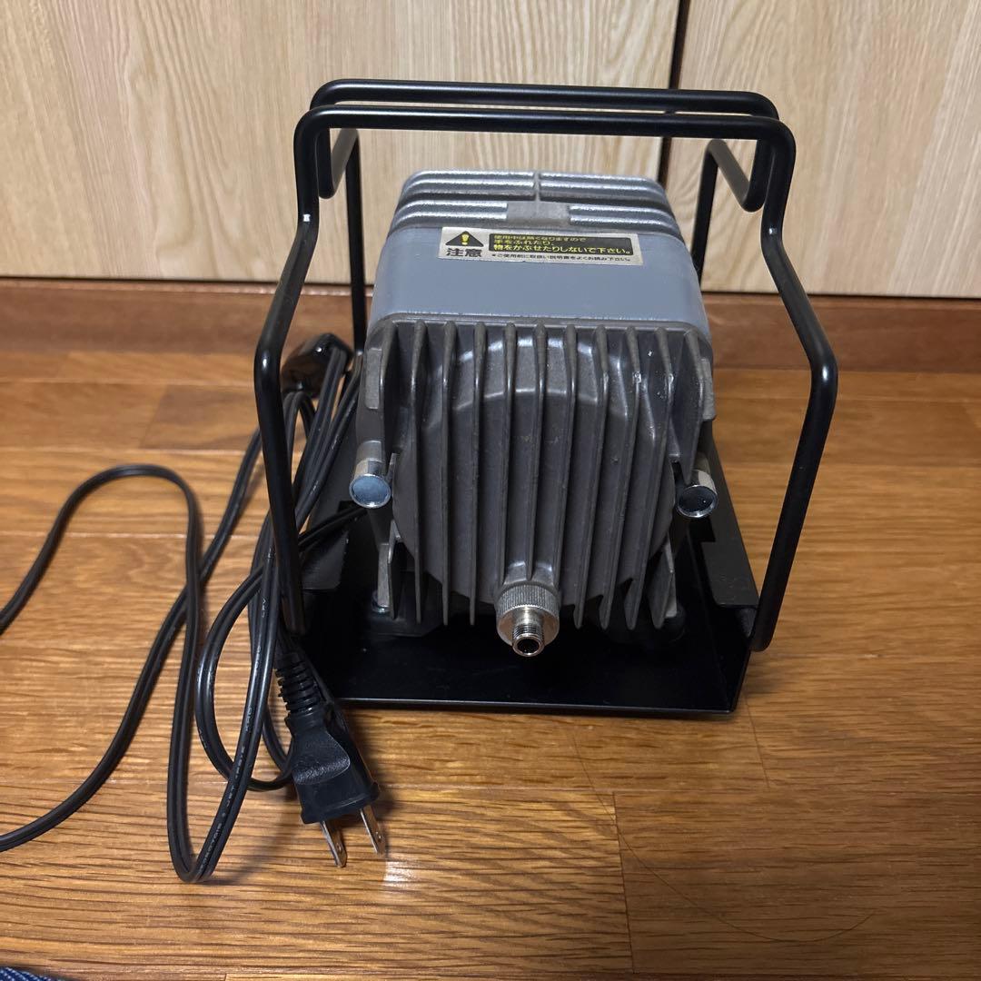 リニアコンプレッサーL7