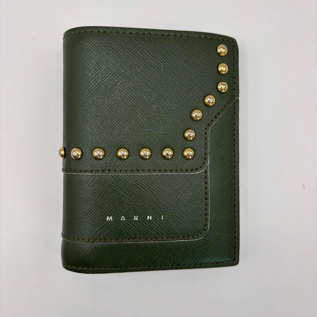 MARNI 二つ折り財布　スタッズ　グリーン　コンパクトウォレット　財布　緑