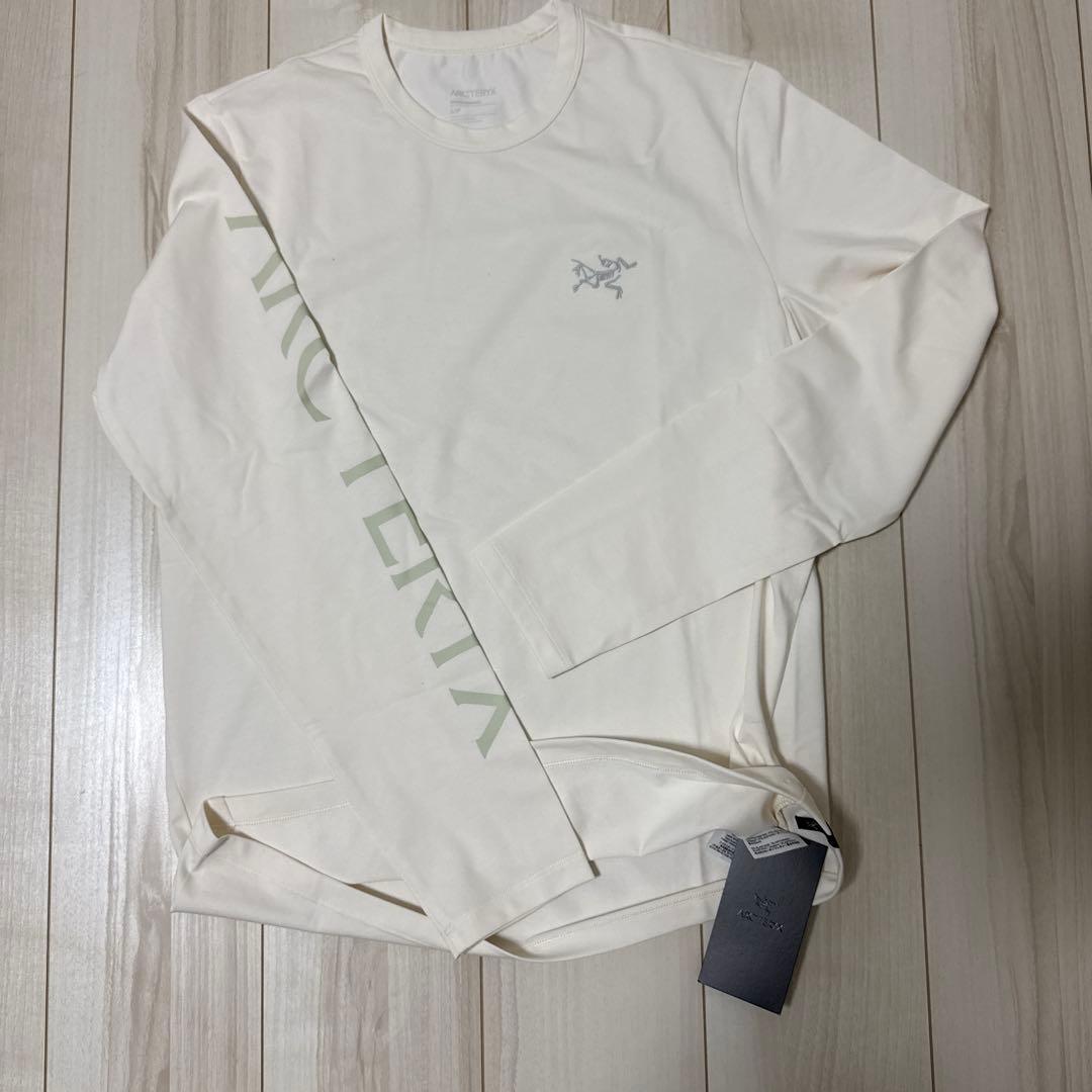 【新品・未使用】ARC’TERYX キャプティブ アークワードLS Ｓ
