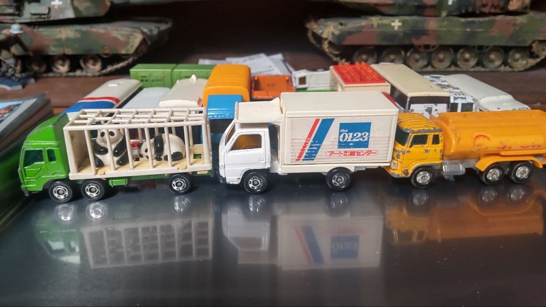 クインビー様、専用商品です。宜しくお願いします。トミカとスカイライン