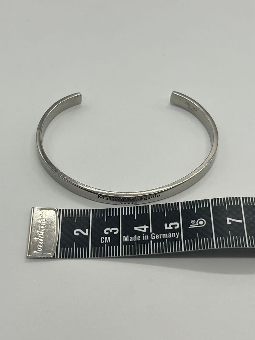 メゾン マルジェラ MAISON MARGIELA ロゴ カフ バングル SV