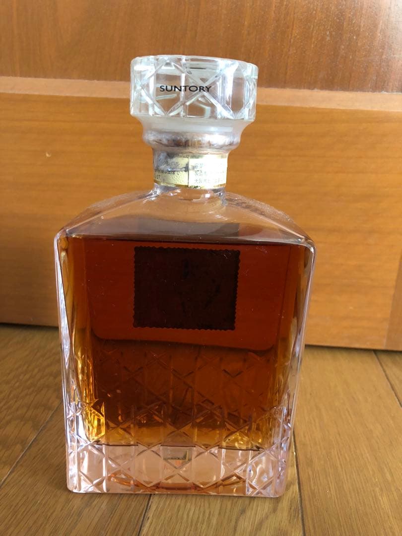 未開栓　古酒 サントリー　インペリアル ウイスキー　カガミクリスタル