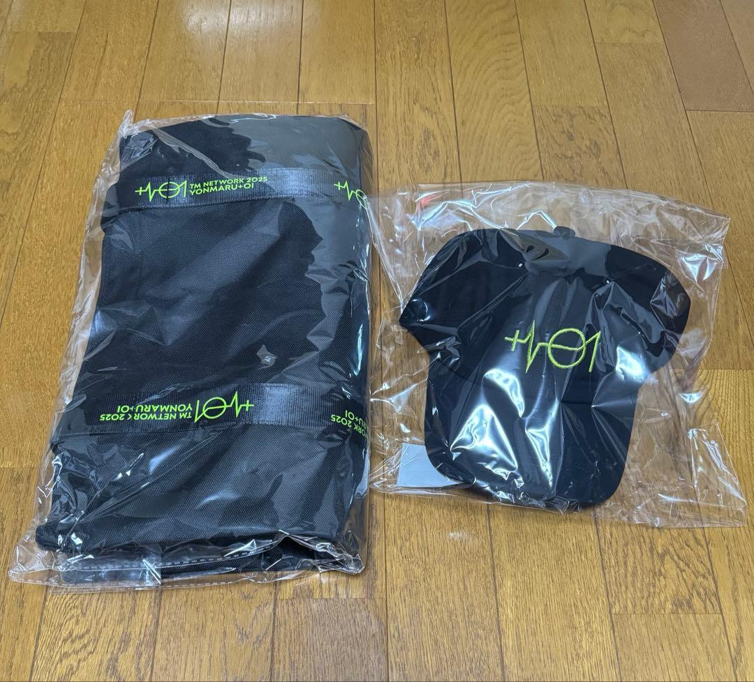 TM NETWORK YONMARU+01 ベルトプリントトート・キャップ