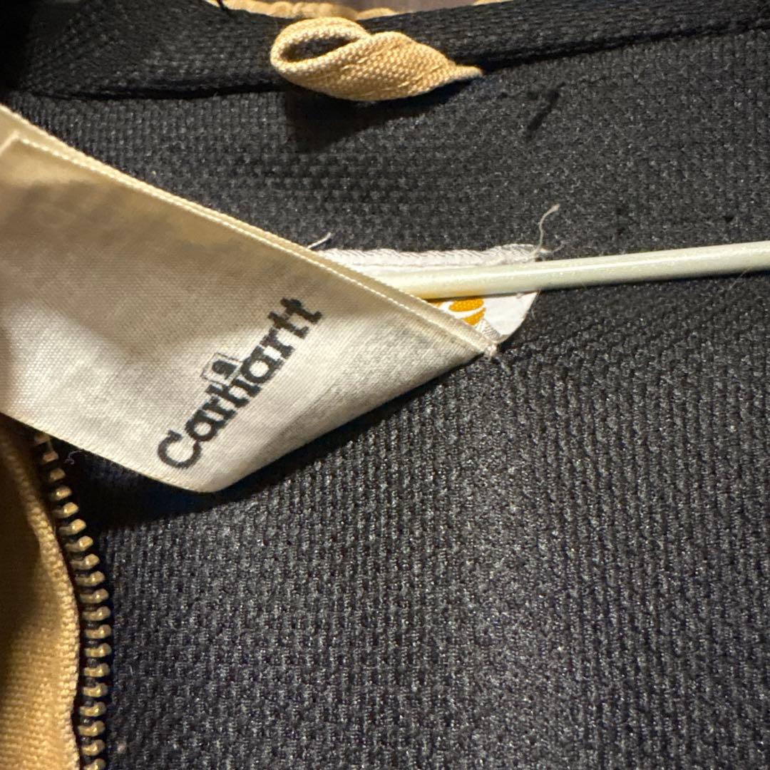 Carhartt アクティブジャケット ベージュ　Mサイズ