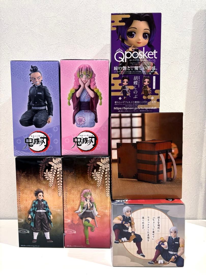 鬼滅の刃　木箱から禰豆子　炭治郎　玄弥　蜜璃　宇髄天元　胡蝶しのぶ　フィギュア