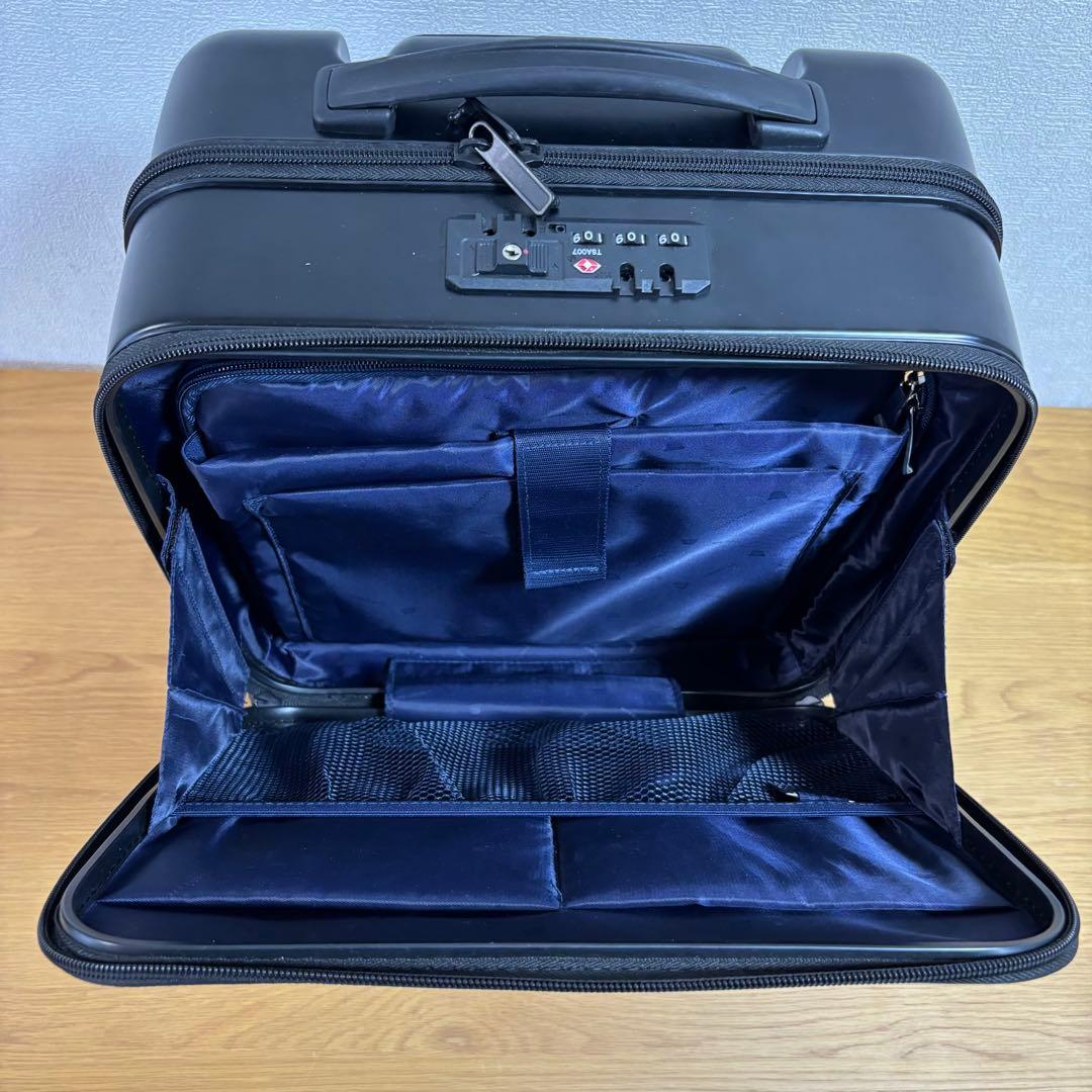 タケオキクチ　キャリーケース　4輪 22L 機内持ち込み　スーツケース　メンズ