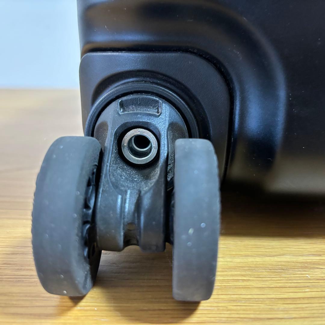 タケオキクチ　キャリーケース　4輪 22L 機内持ち込み　スーツケース　メンズ