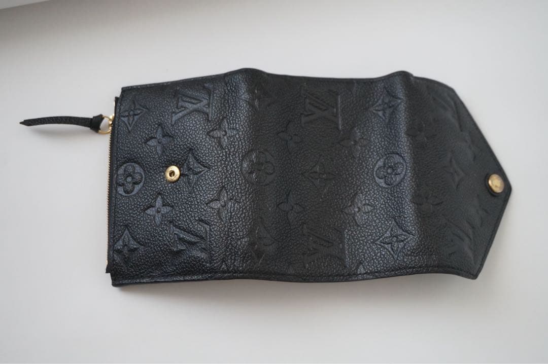 ルイヴィトン モノグラム アンプラント 三つ折り財布 ブラック