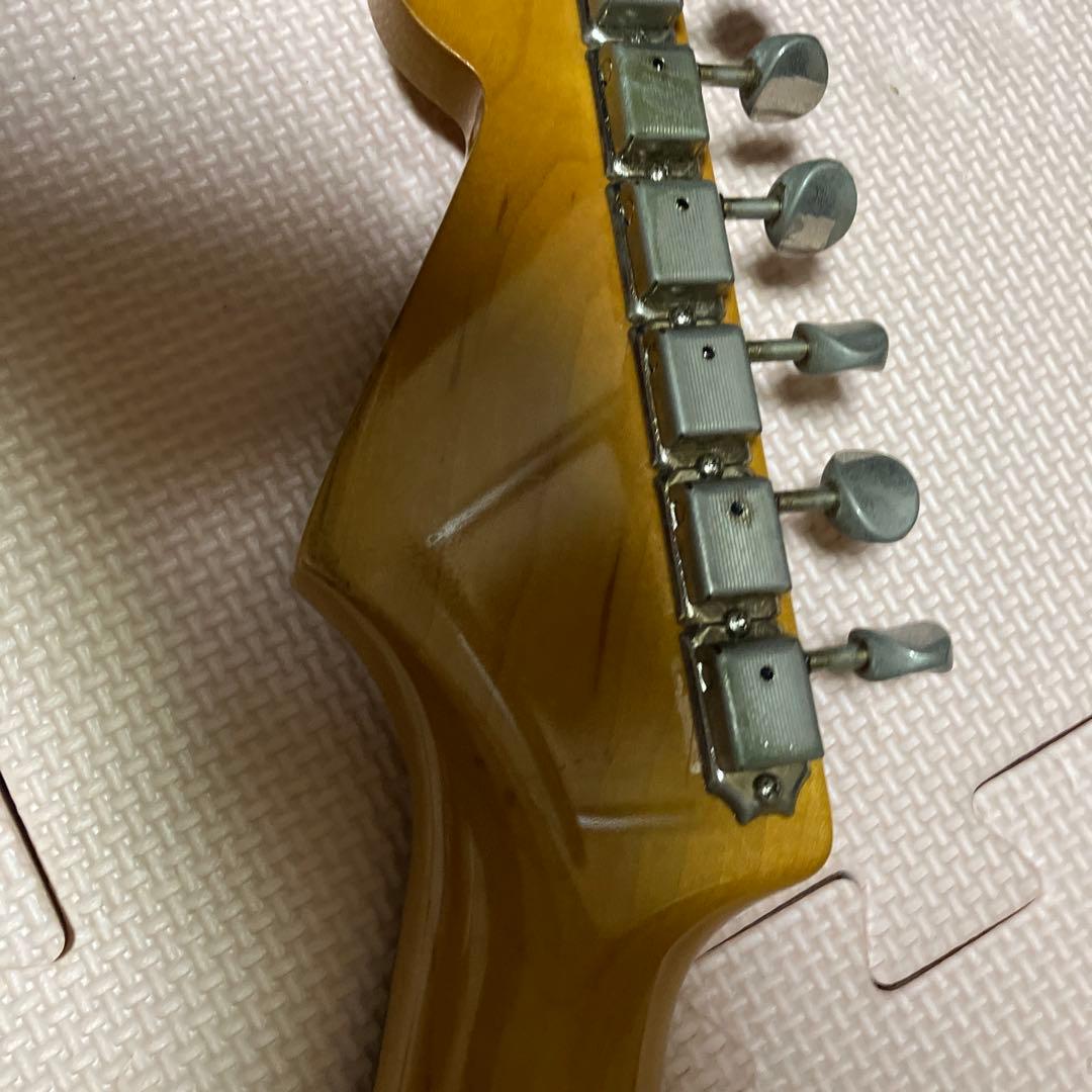 Bacchus エレキギター ストラトキャスタータイプ レッド