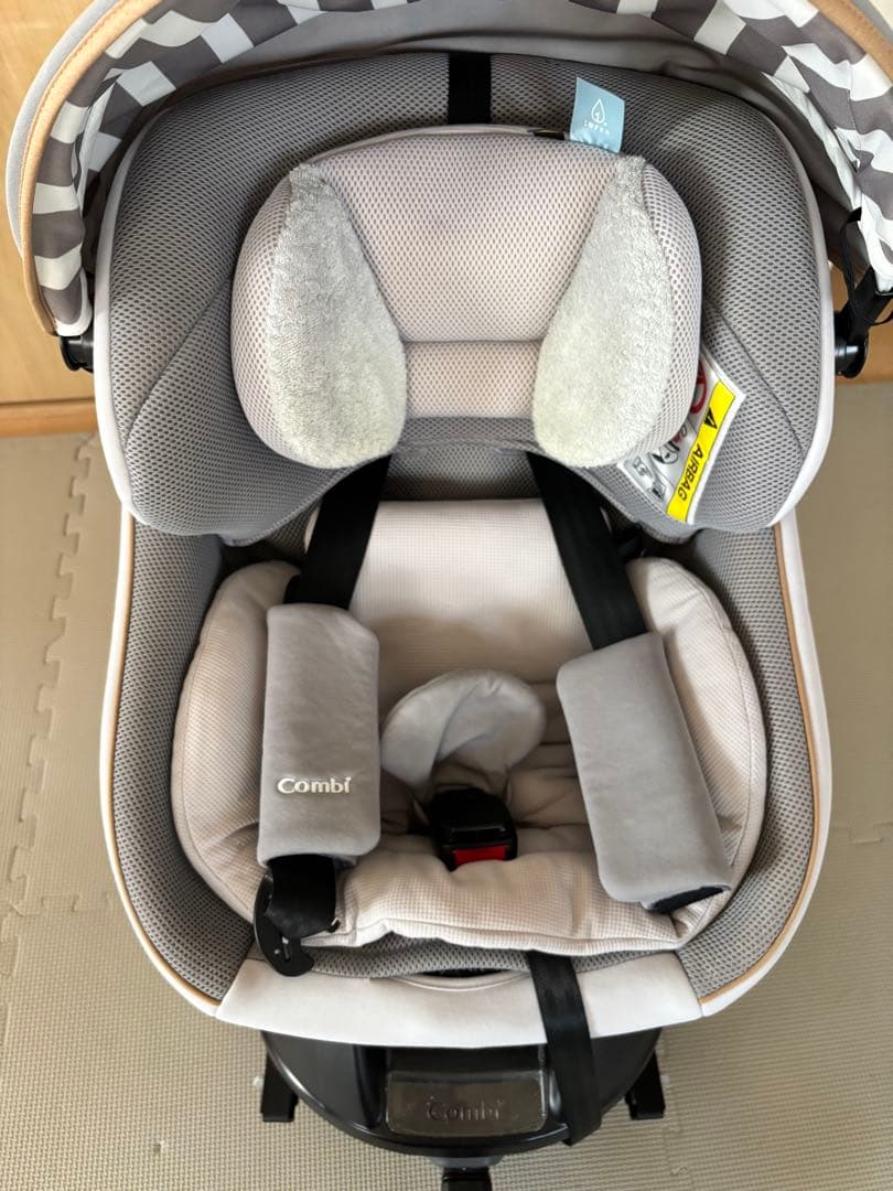 Combi クルムーヴスマート　ISOFIX