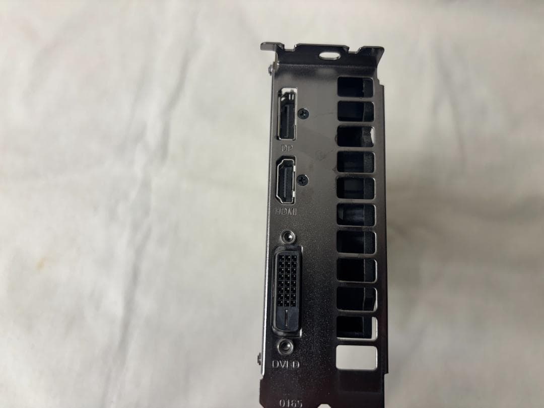 玄人志向　GF-GTX1650-E4GB/OC/DF