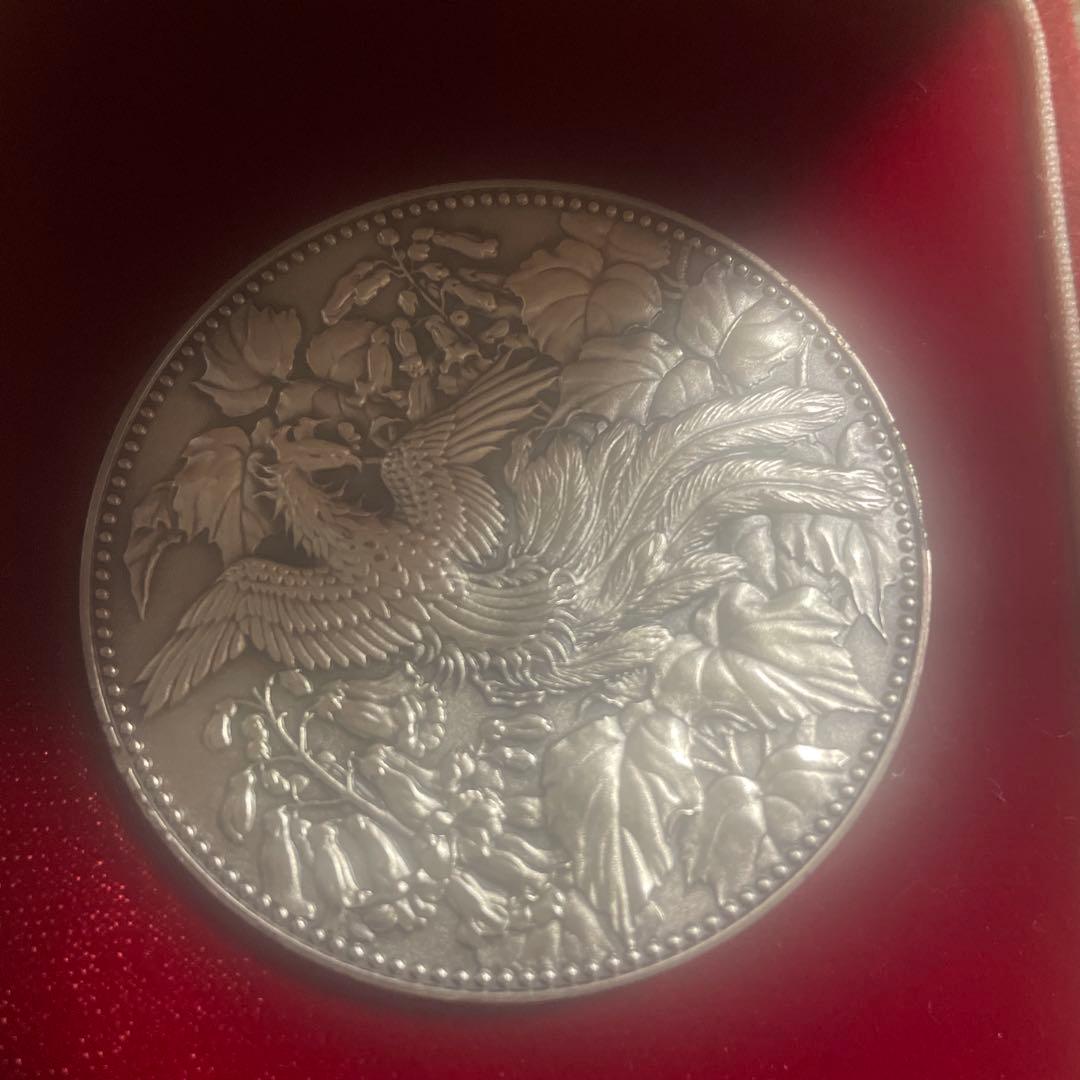 1982年 500円　白銀貨 発行記念　