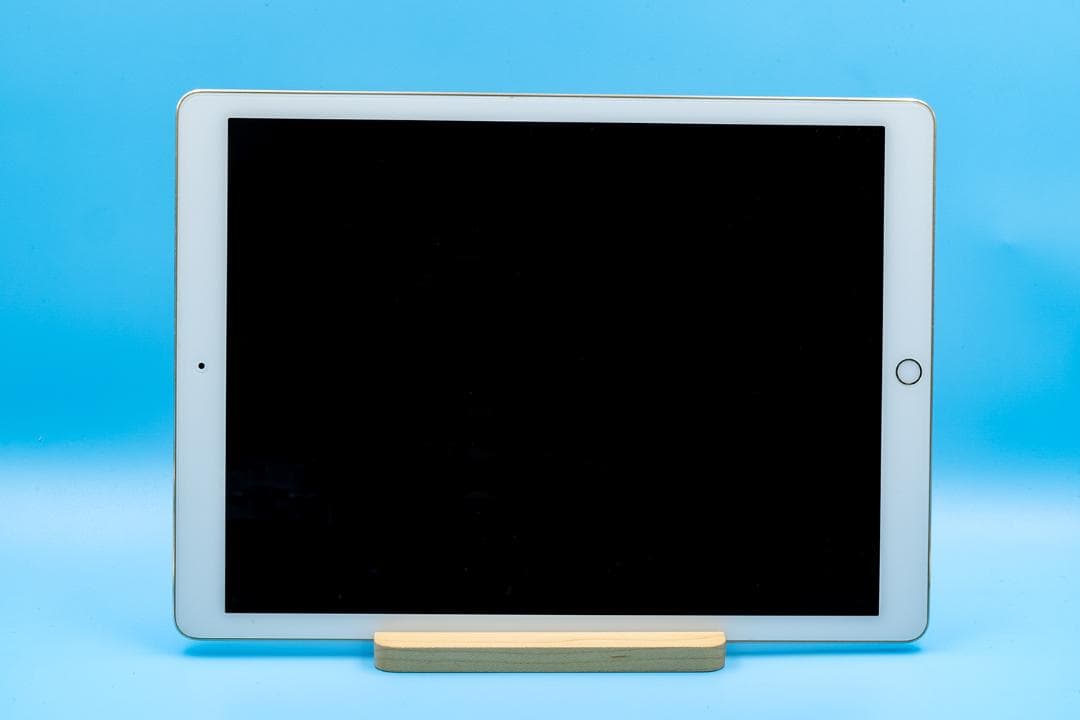 ◼️iPad Pro 12.9インチ 第1世代 128GB　ゴールド