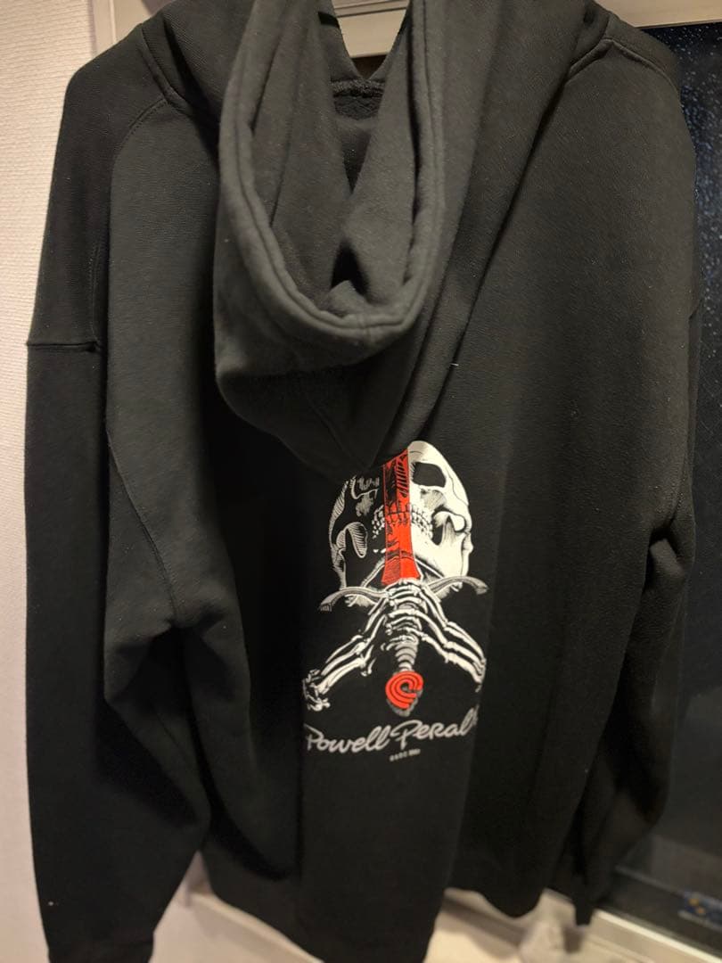 古着ヴィンテージPOWELL PERALTA スカル&ソード　パーカー　サイズM