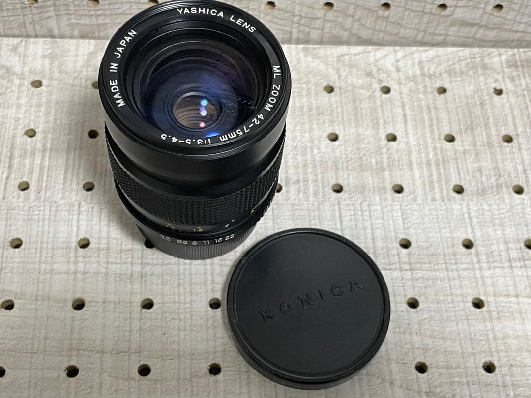 希少 YASHICA ML zoom lens 42-75 mm
