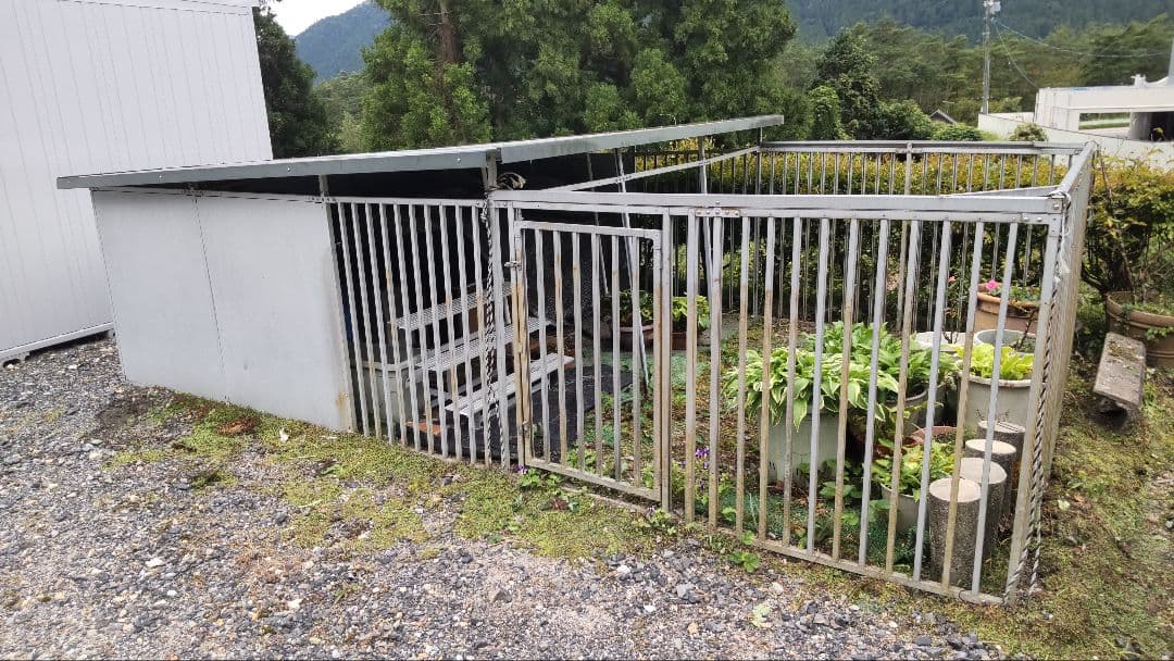 犬　屋外用サークル　ケージ 小屋