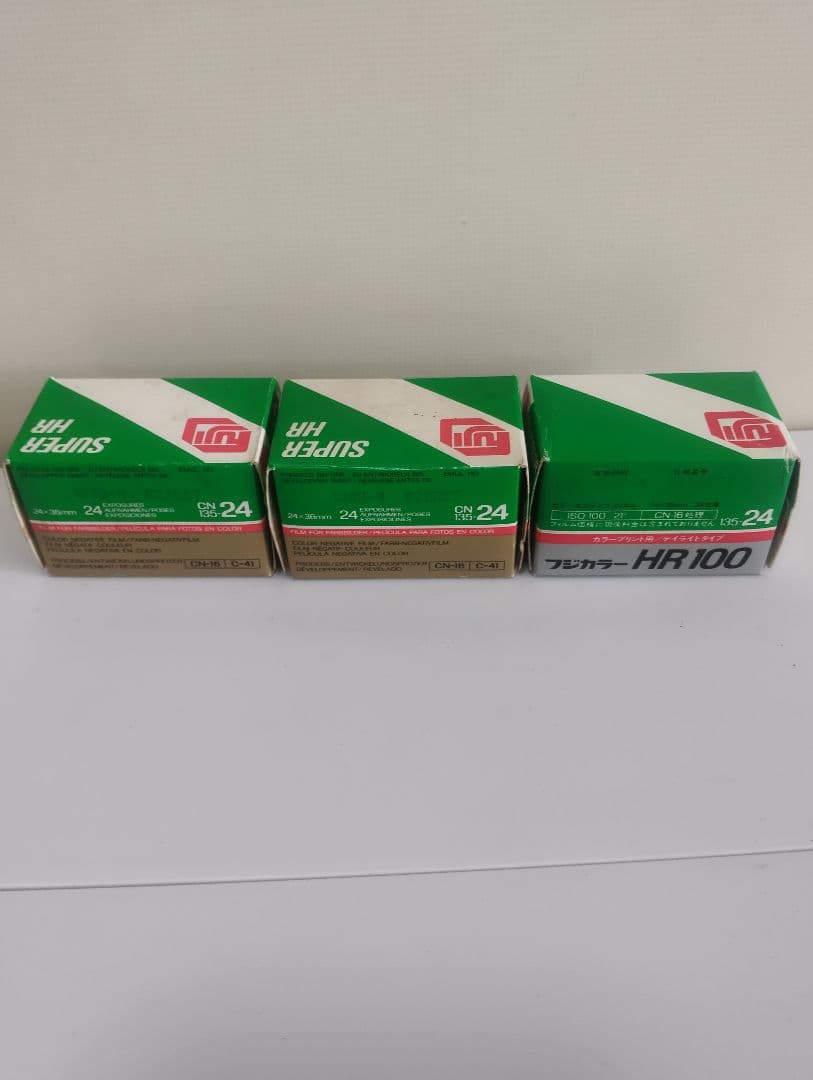 OLYMPUS PEN Fカメラ＆F.ZuikoAuto-S＆フィルム3個付き♪