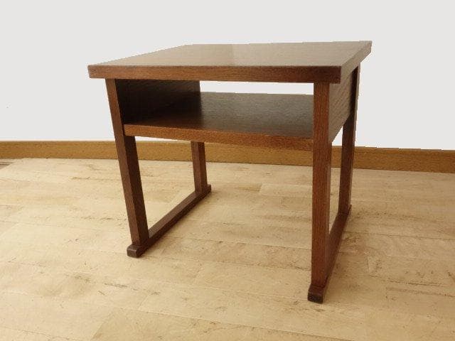 北海道手作り家具　ナラ材　マルチサイドテーブル　 ミニデスク　ソファーの隣に