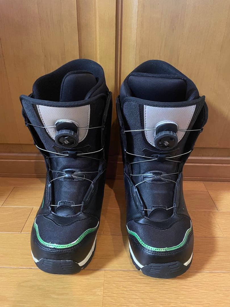 ★美品★BUZRUN スノーボードBOAブーツ ブラック/グリーン　26cm