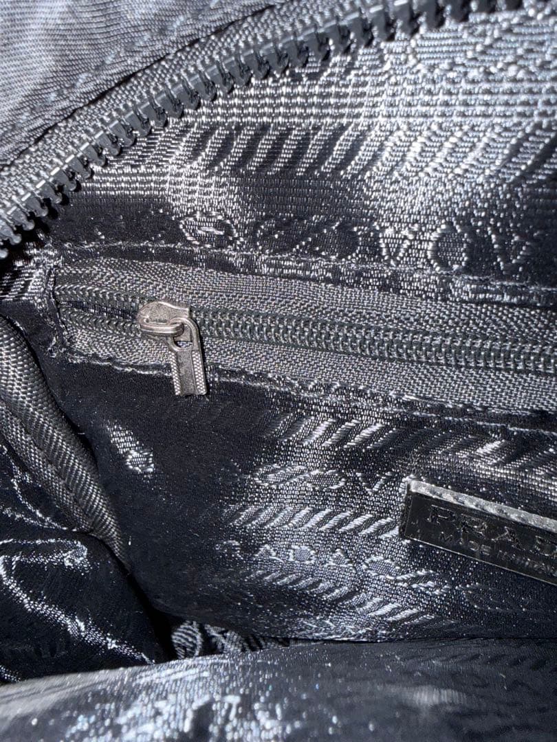 PRADA ショルダーバッグ