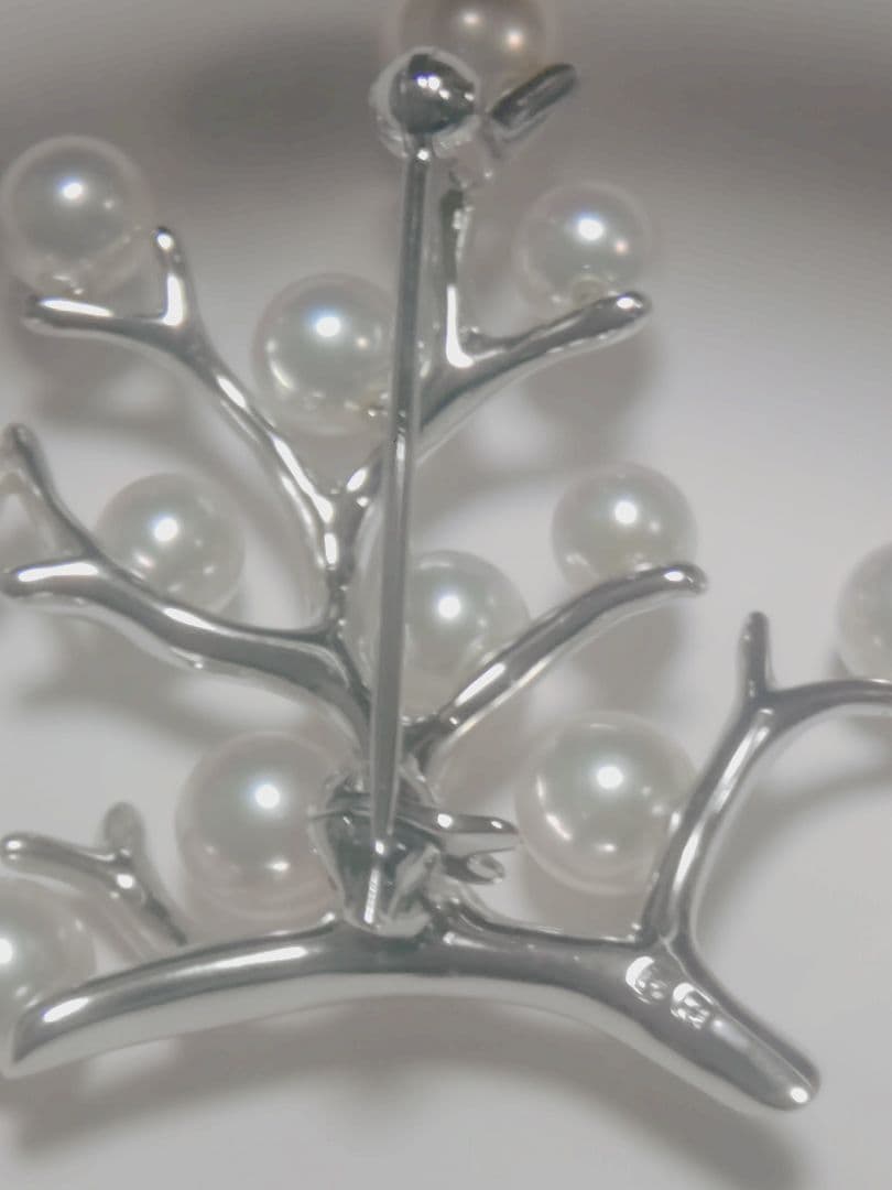 Mikimoto 真珠ブローチ 「幸福の木」