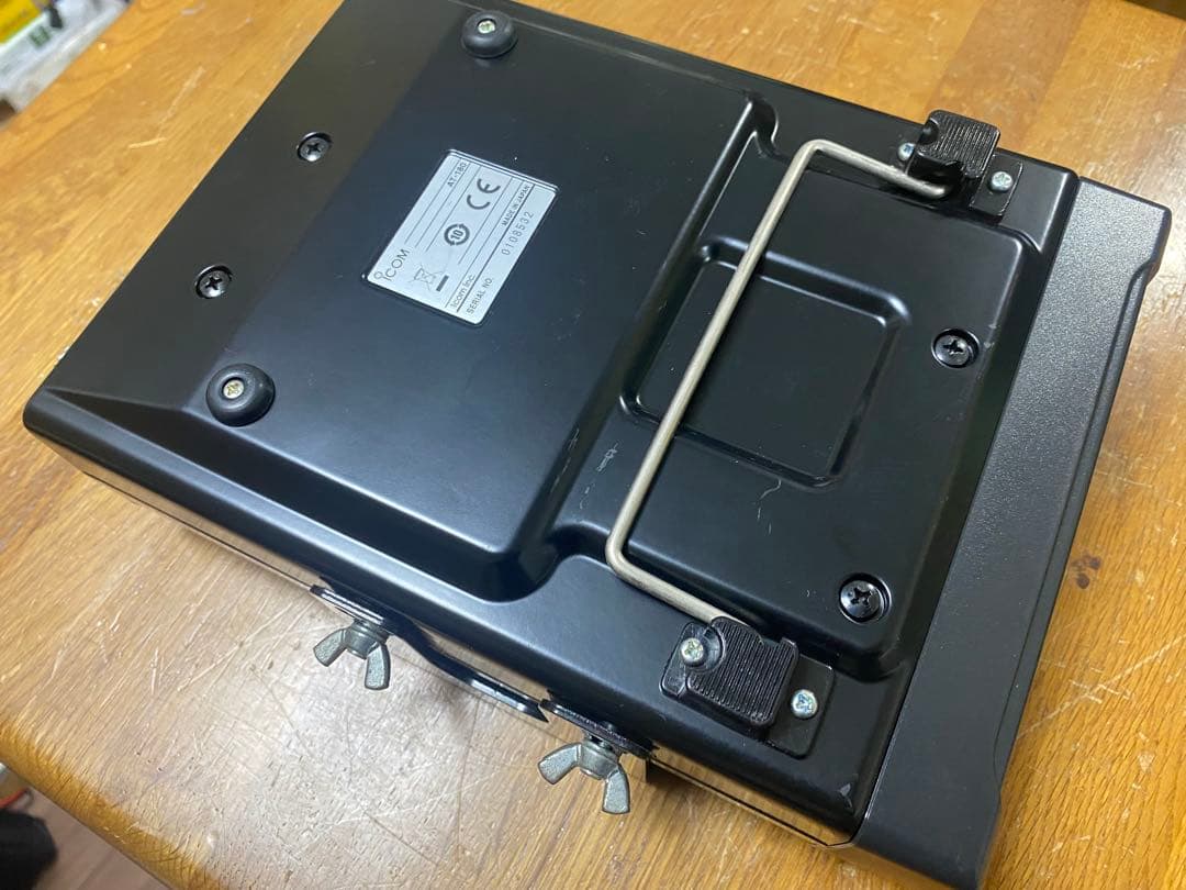 ICOM　AT-180　HF～50MHz　オートアンテナチューナー