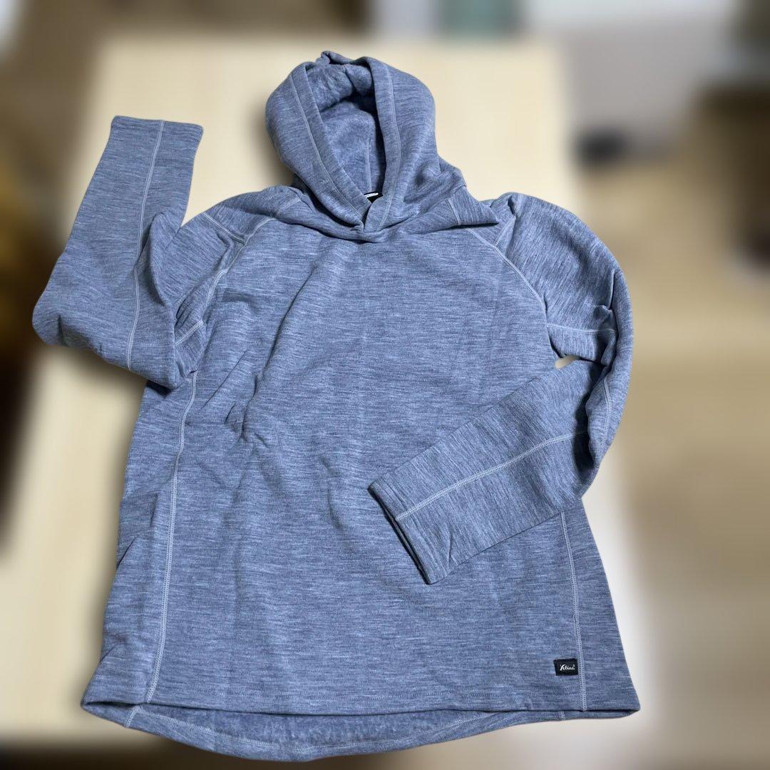 K*u様 新品未使用タグ付き　YETINA ライトフーディー