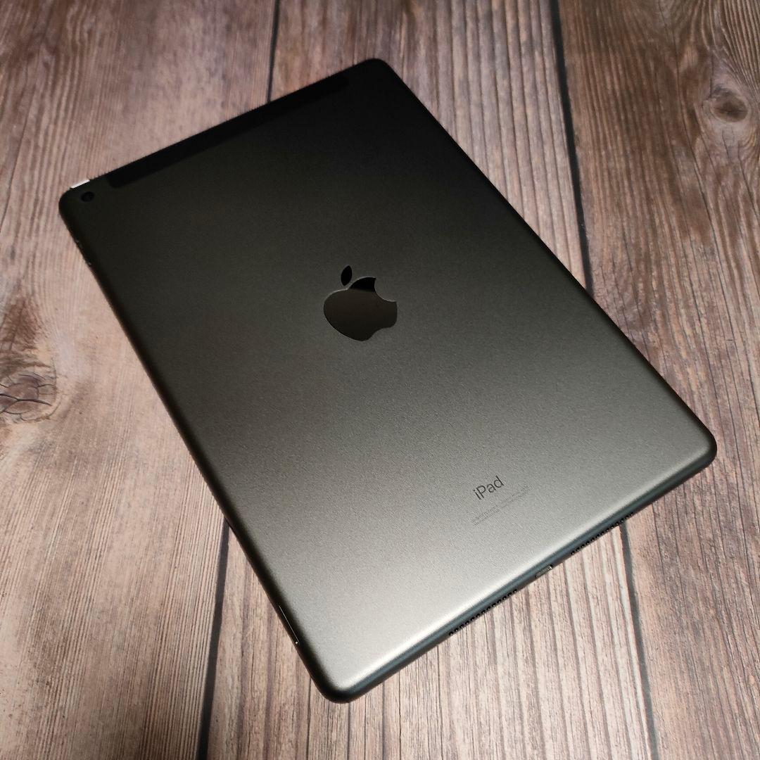 Apple iPad 第7世代 32GB 新品近い