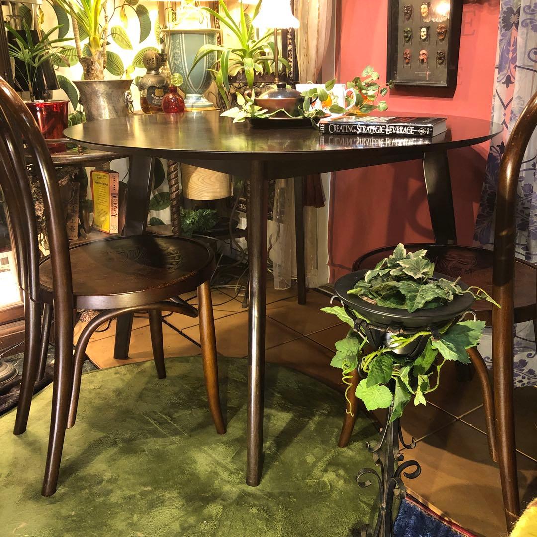 北欧スタイル　OAK オークテーパードレッグテーブル　丸テーブル