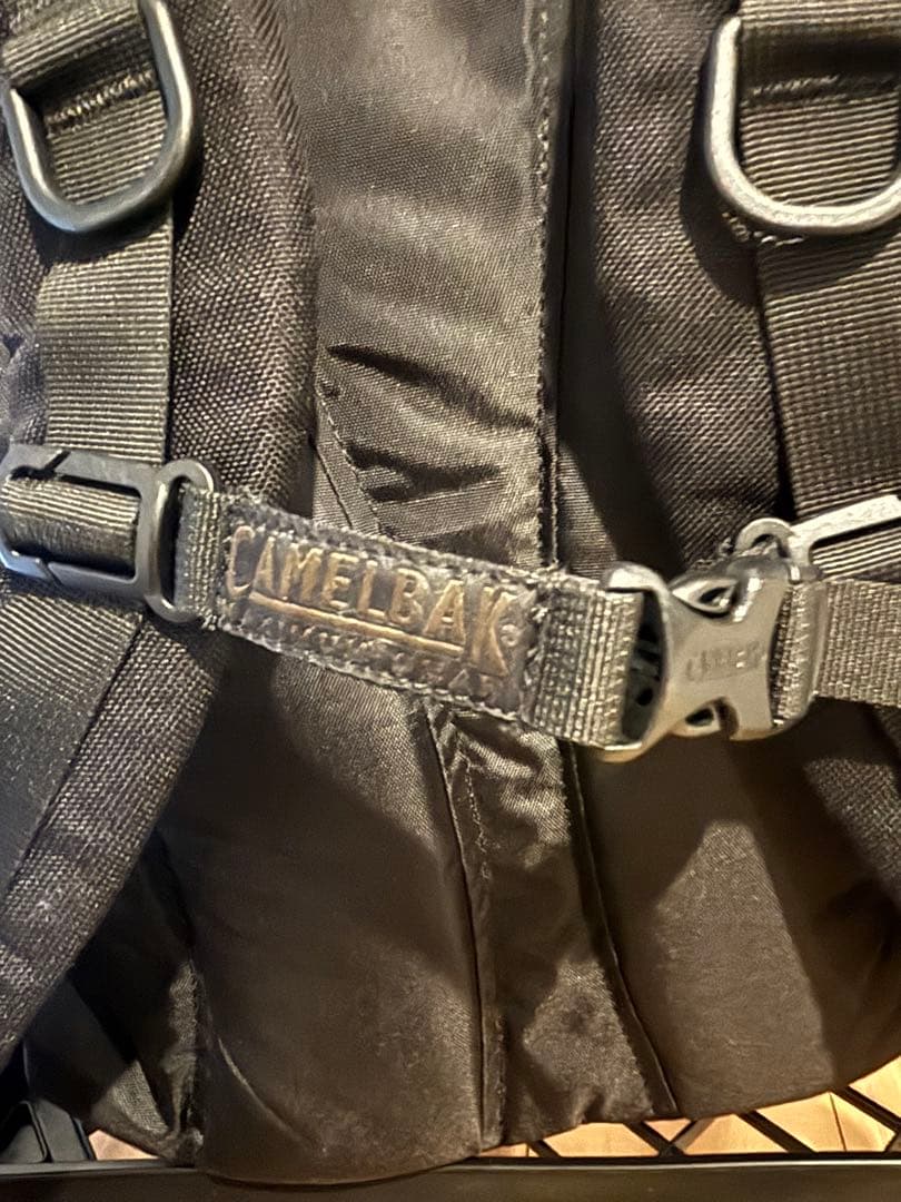 個人装備 CamelBak Transformer 102oz Black