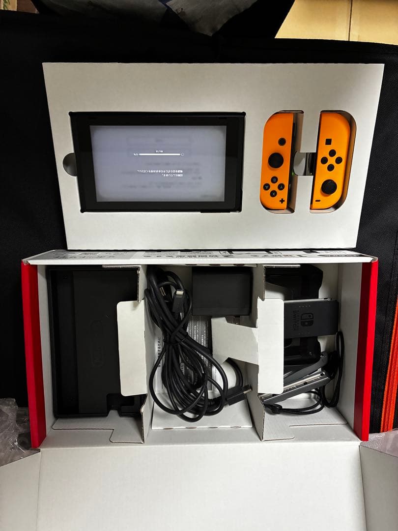 ニンテンドースイッチ　オレンジ　付属品、箱有り　ver.19.0.1