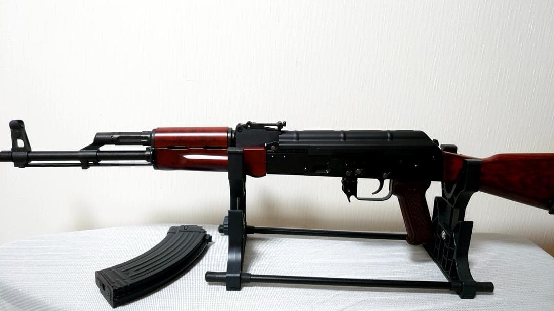 東京マルイ AKM ガスブローバック 反動強化カスタムあり