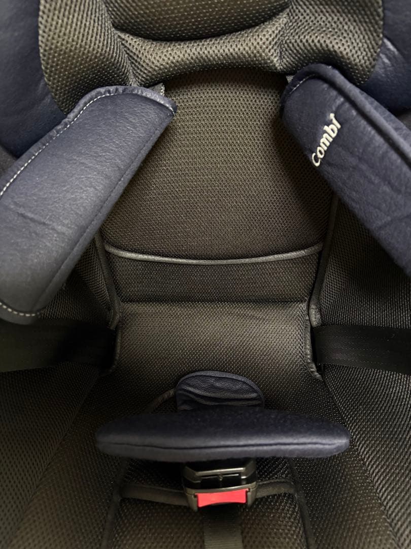 【美品】Combi ネセルターン　ネクスト　パッド完備